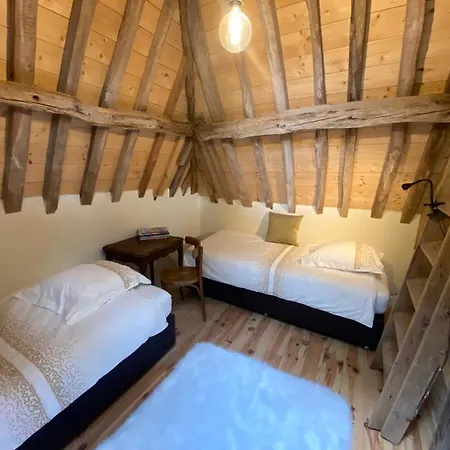 Les Grenouilles Le Mesnil-Simon (Calvados)