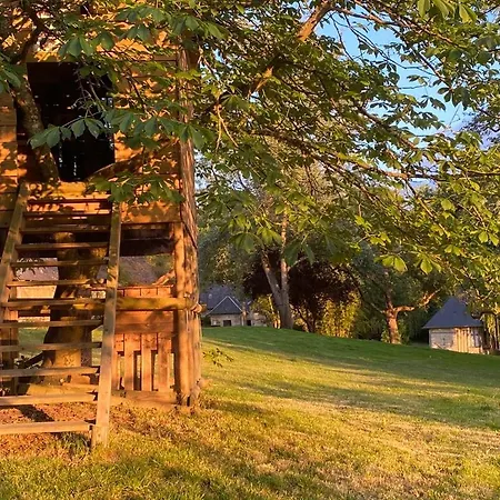Les Grenouilles Feriehus Le Mesnil-Simon (Calvados)