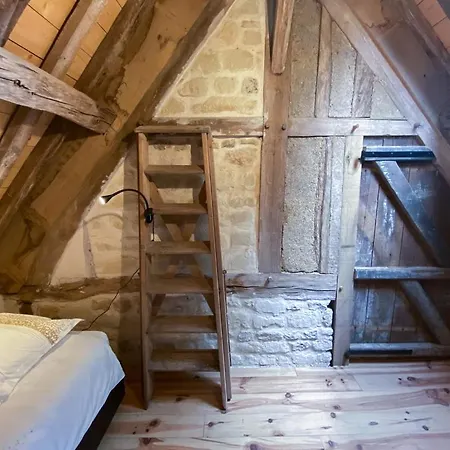Les Grenouilles Le Mesnil-Simon (Calvados)